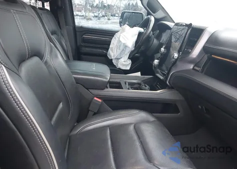 2019 Ram 1500 Limited 4X4 5'7 Box z USA, uszkodzony, nr VIN 1C6SRFHT3KN512901